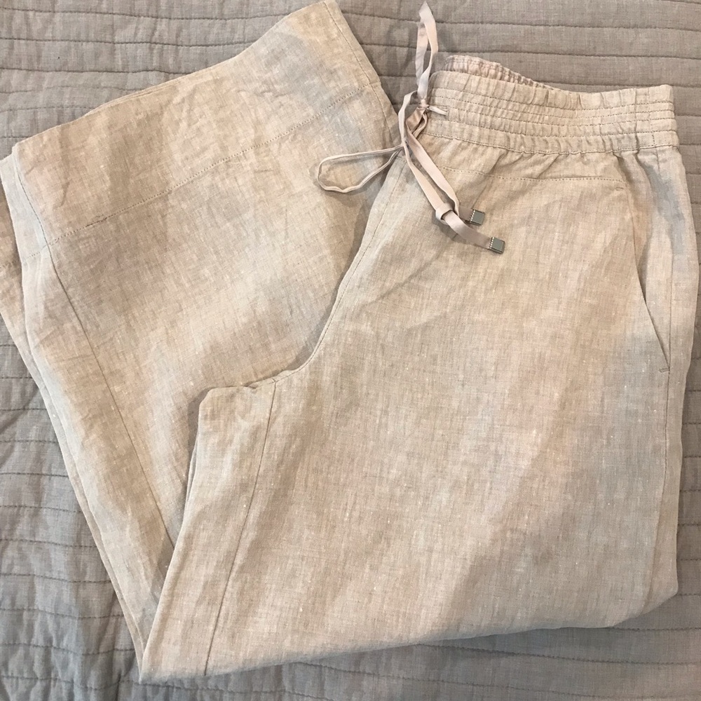 Lafayette 148 linen crops